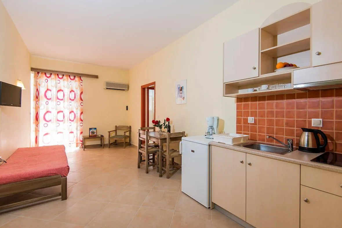 Daisy Hotel Apartments Rethymno  Rethymno (Crete)