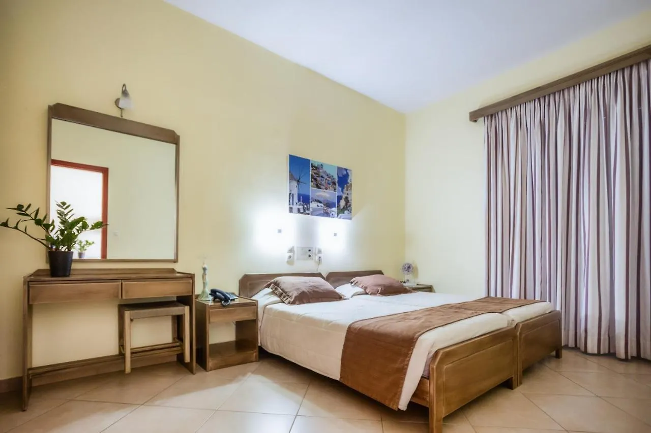** Aparthotel Daisy Hotel Apartments Rethymno  Greece